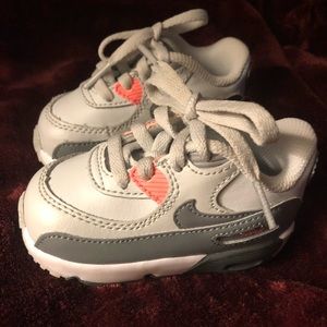 Nike toddler air max